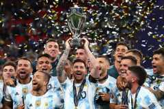 Argentina benamkan Italia 3-0 untuk juarai `finalissima`